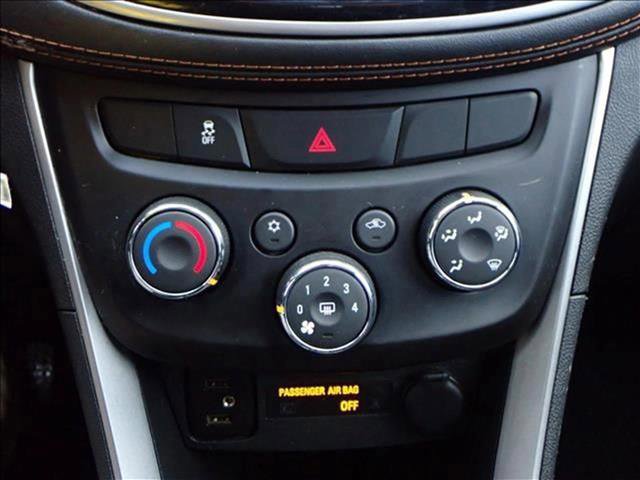 Used 2021 Chevrolet Trax LS w/ Tint and Cruise Package image 18