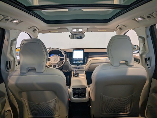 Used 2026 Volvo XC90 B6 Plus w/ Protection Package Premier AWD/4WD image 29