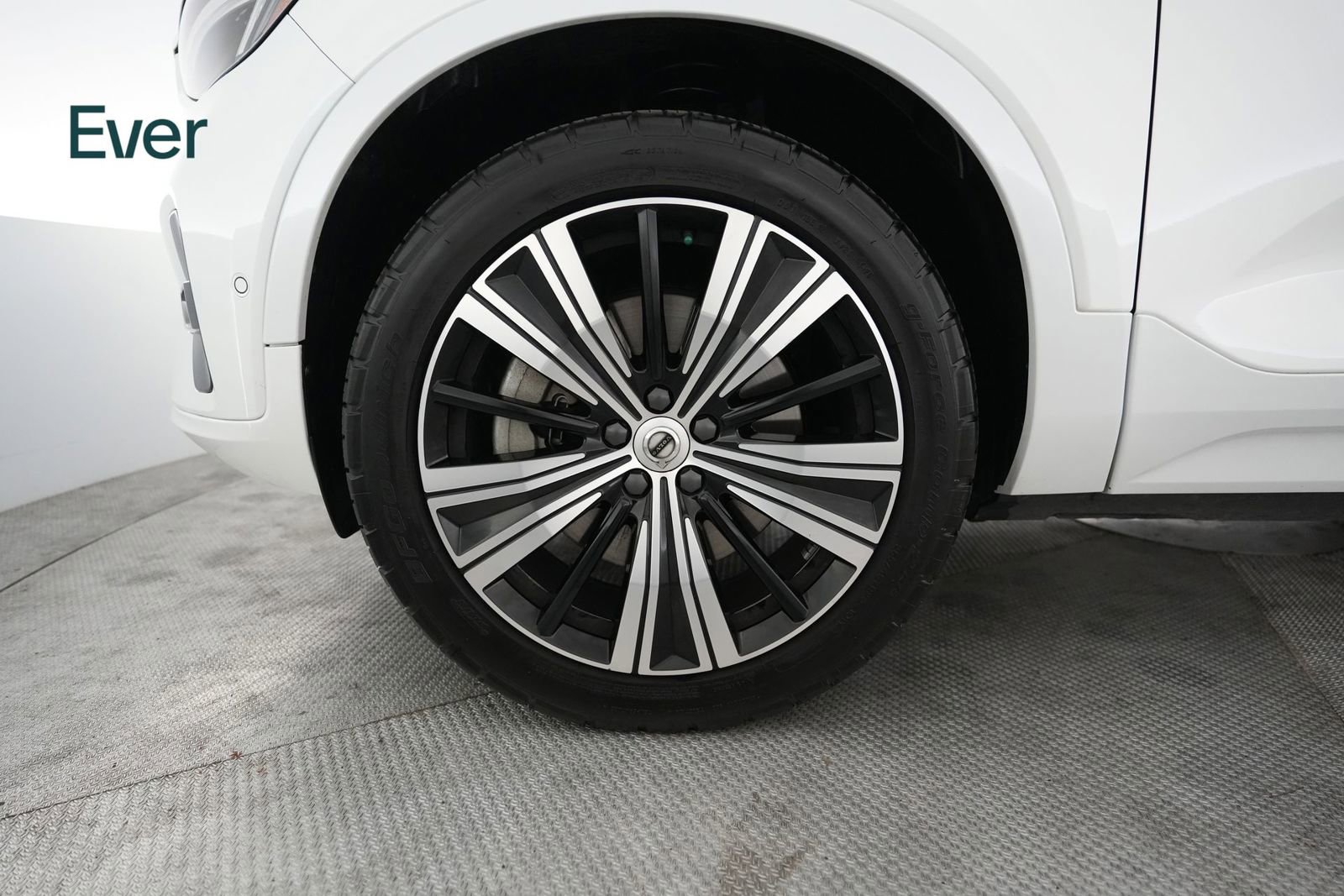 Used 2023 Volvo C40 P8 Recharge Plus AWD/4WD image 20