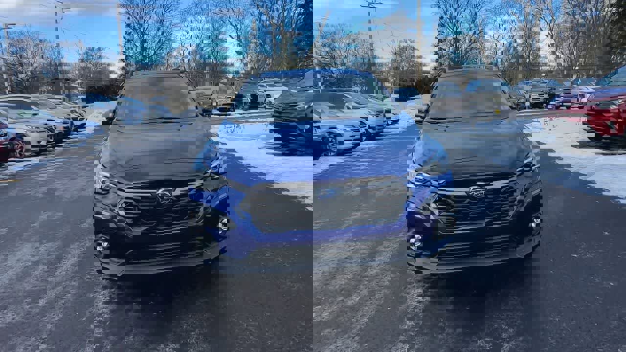 Used 2024 Subaru Crosstrek 2.5i Limited image 3