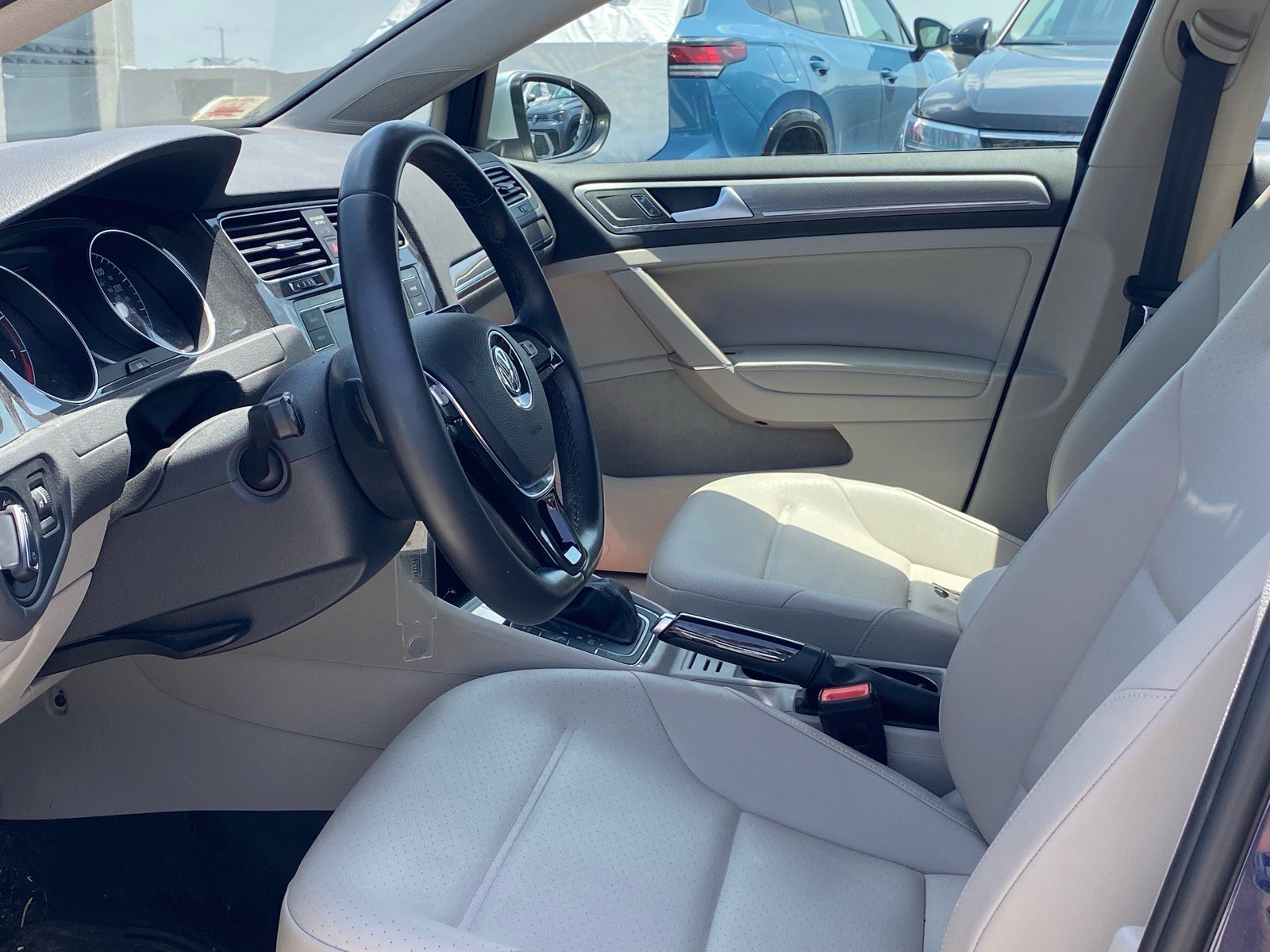 Used 2019 Volkswagen Golf Alltrack S AWD/4WD image 11