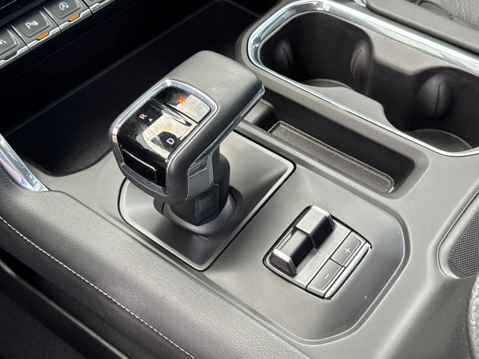 Used 2024 GMC Sierra 1500 Denali image 25