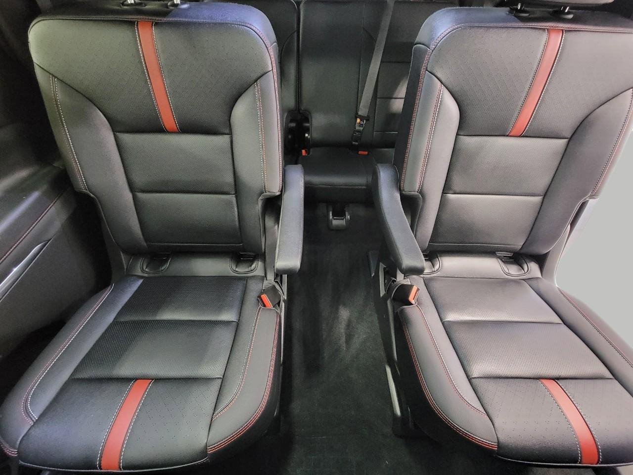 Certified 2024 Chevrolet Traverse RS w/ LPO, Floor Liner Package image 23