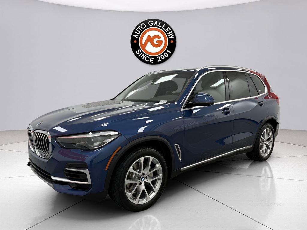 Used 2023 BMW X5 sDrive40i w/ Climate Comfort Package image 3