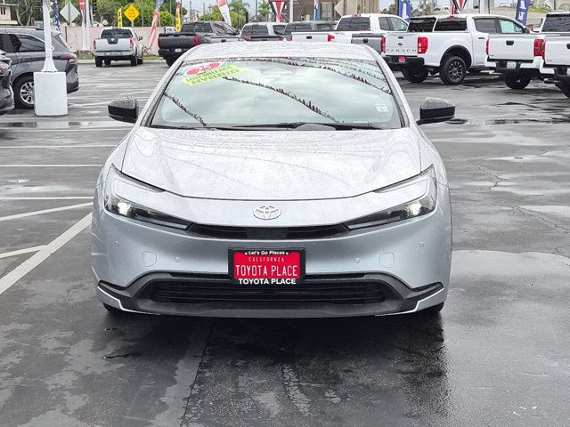 Used 2025 Toyota Prius LE FWD image 2