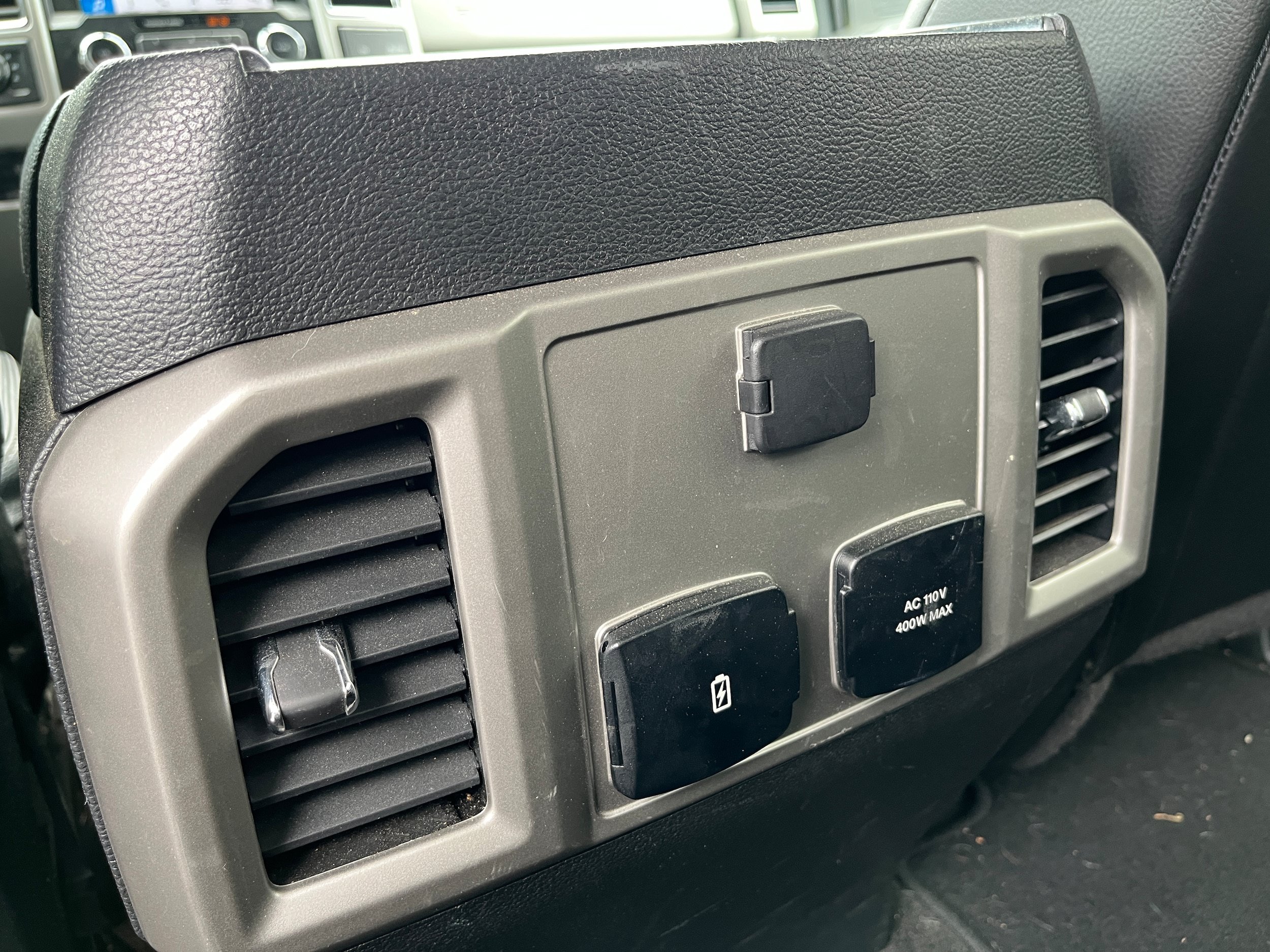 Used 2018 Ford F250 Lariat w/ Lariat Ultimate Package AWD/4WD image 12