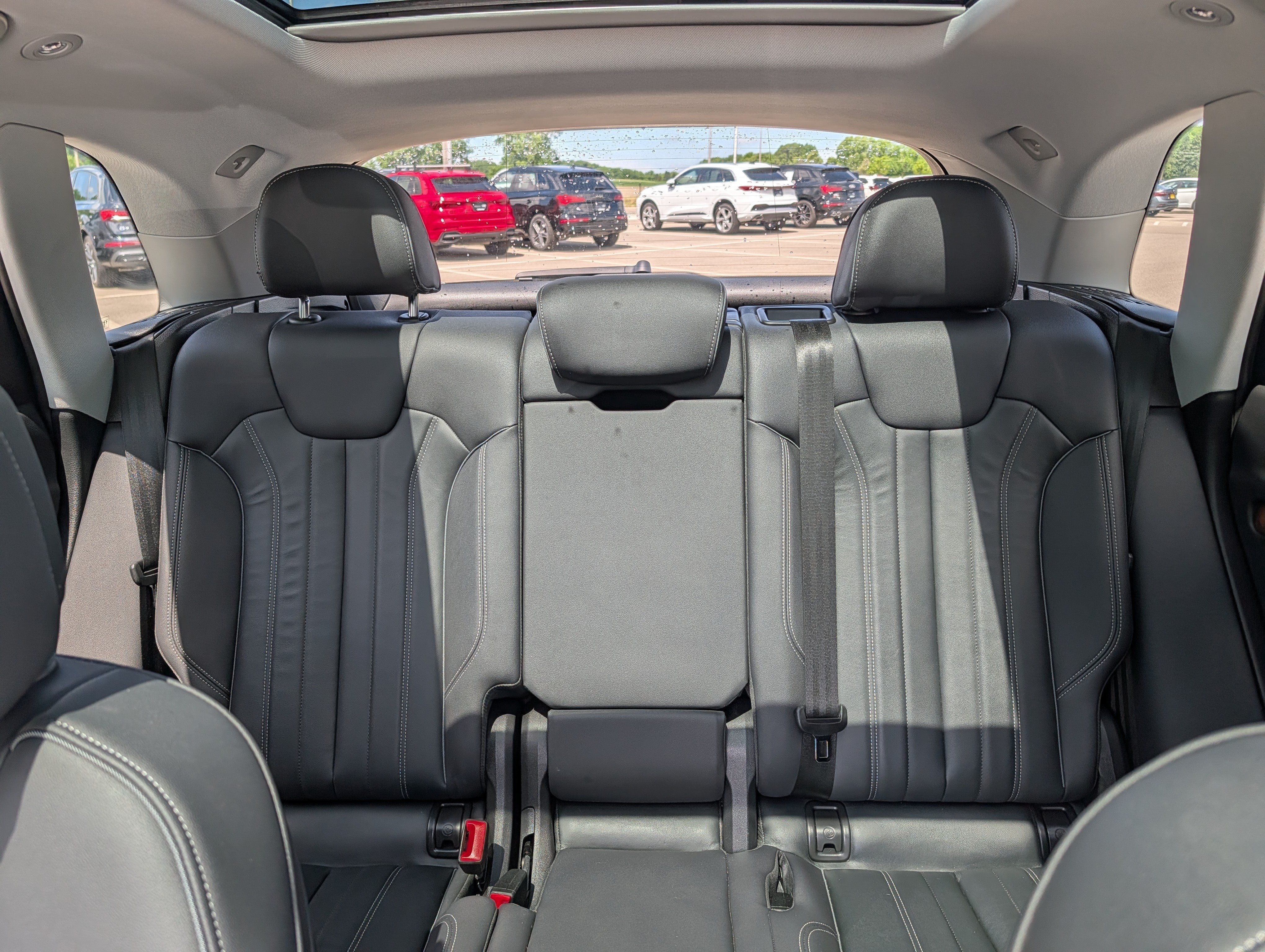 Used 2023 Audi Q5 e Premium w/ Convenience Package AWD/4WD image 13