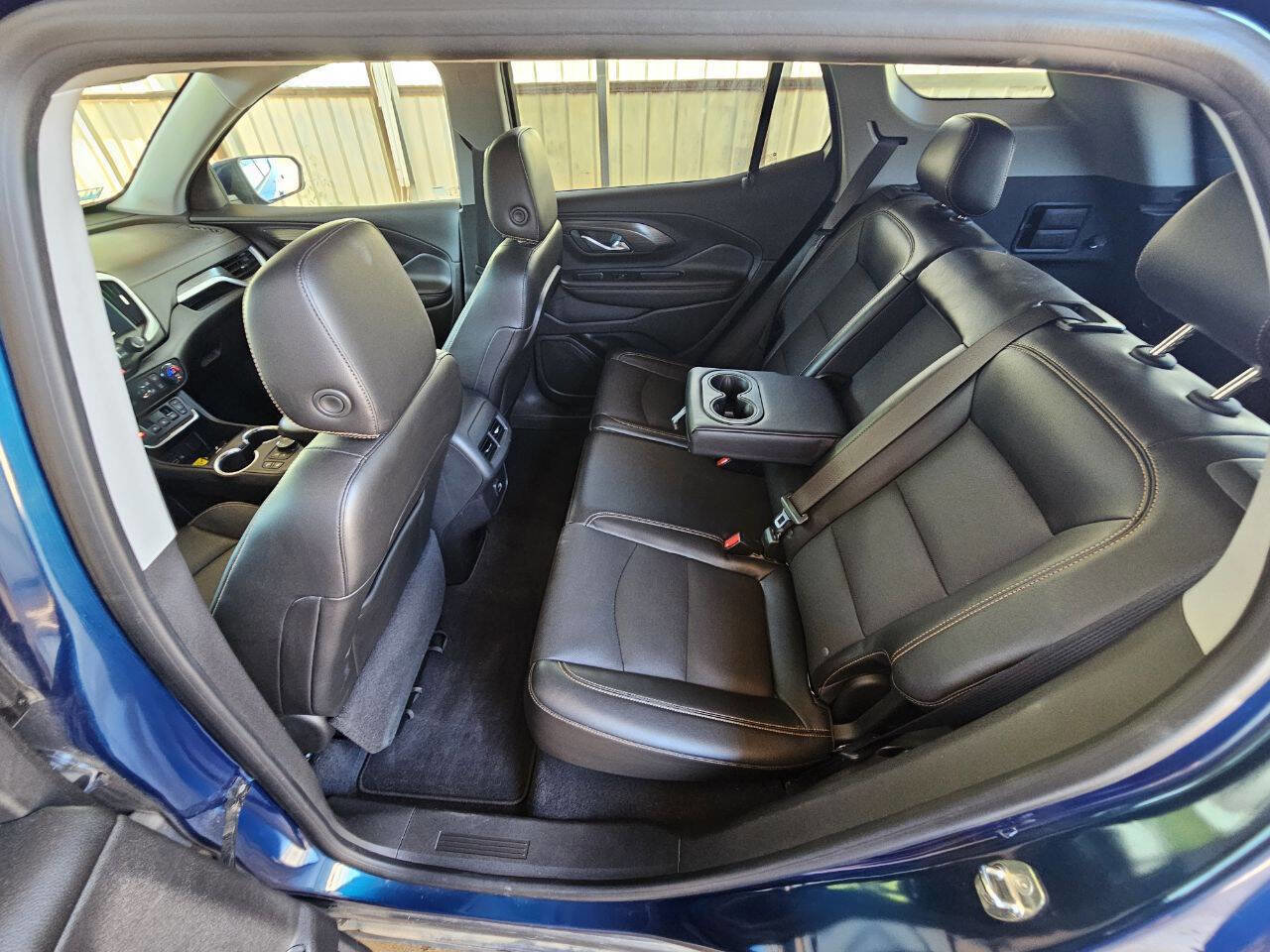 Used 2021 GMC Terrain SLT w/ Infotainment Package II FWD image 14