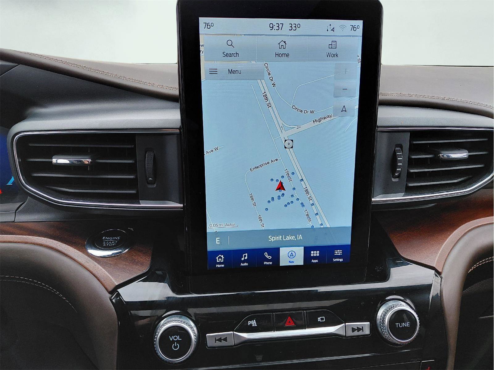 Used 2022 Ford Explorer King Ranch w/ Premium Technology Package image 32