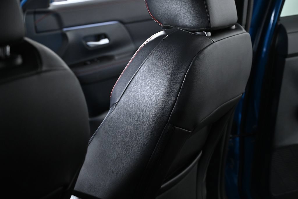 Certified 2025 Nissan Kicks SR AWD/4WD image 29