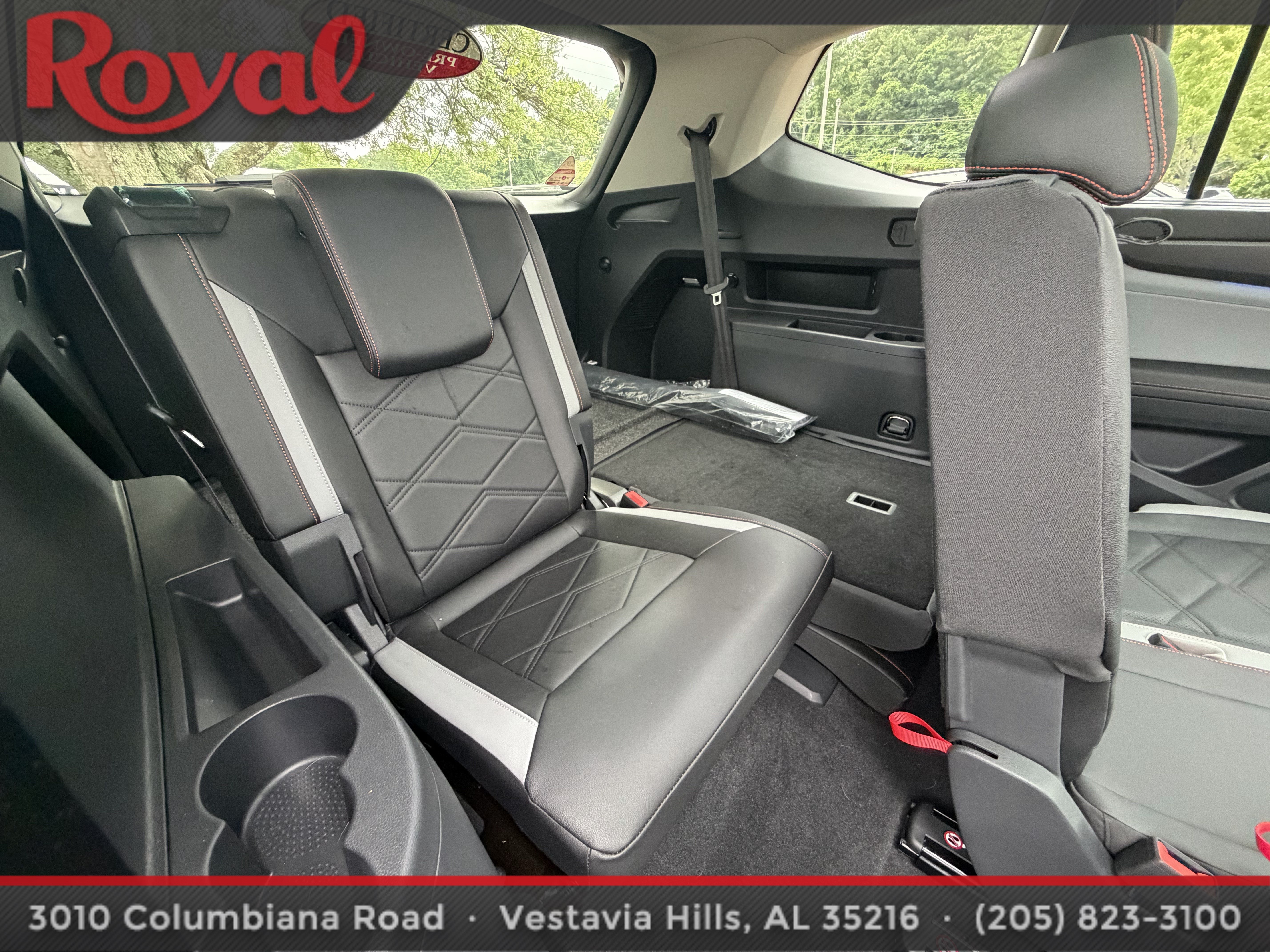 Certified 2026 Volkswagen Atlas Peak Edition AWD/4WD image 9