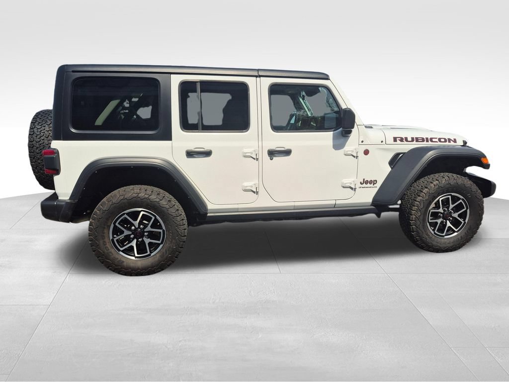 Used 2024 Jeep Wrangler Unlimited Rubicon AWD/4WD image 9