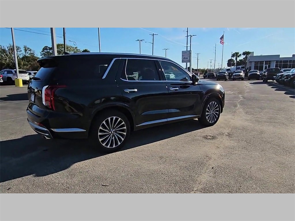 Used 2024 Hyundai Palisade Calligraphy image 37
