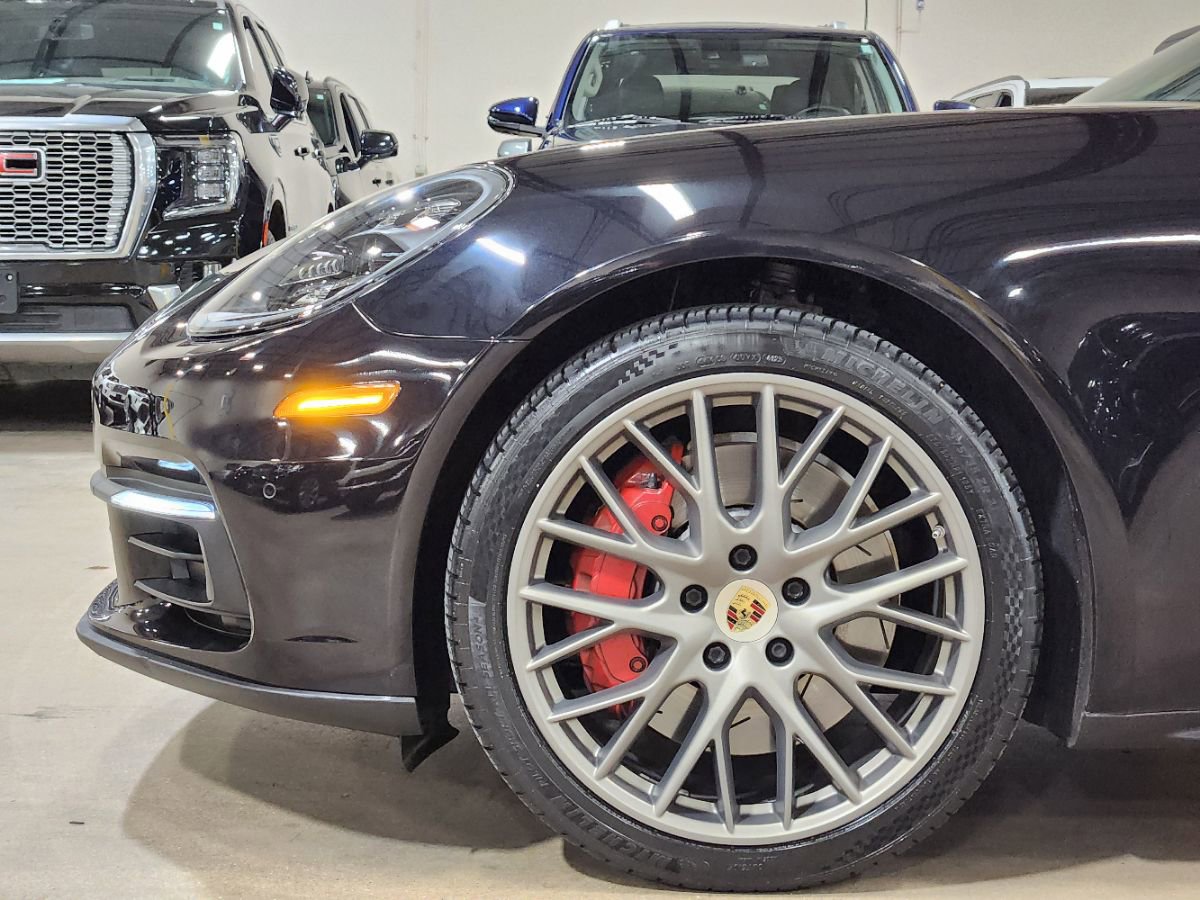 Used 2020 Porsche Panamera 4 AWD/4WD image 5