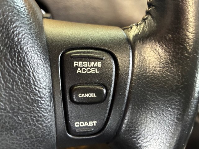 Used 2002 Chrysler Prowler RWD image 25