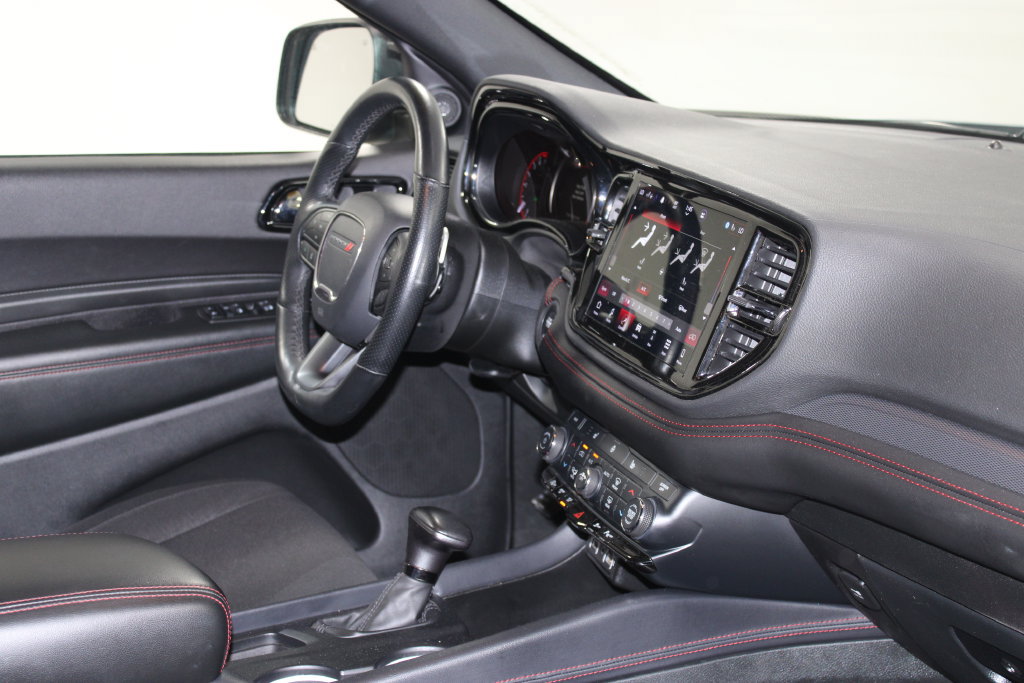 Used 2025 Dodge Durango GT RWD image 29
