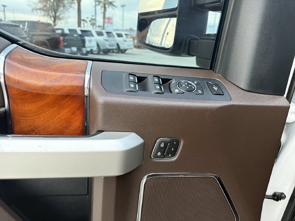 Used 2018 Ford F350 King Ranch w/ King Ranch Ultimate Package AWD/4WD image 10