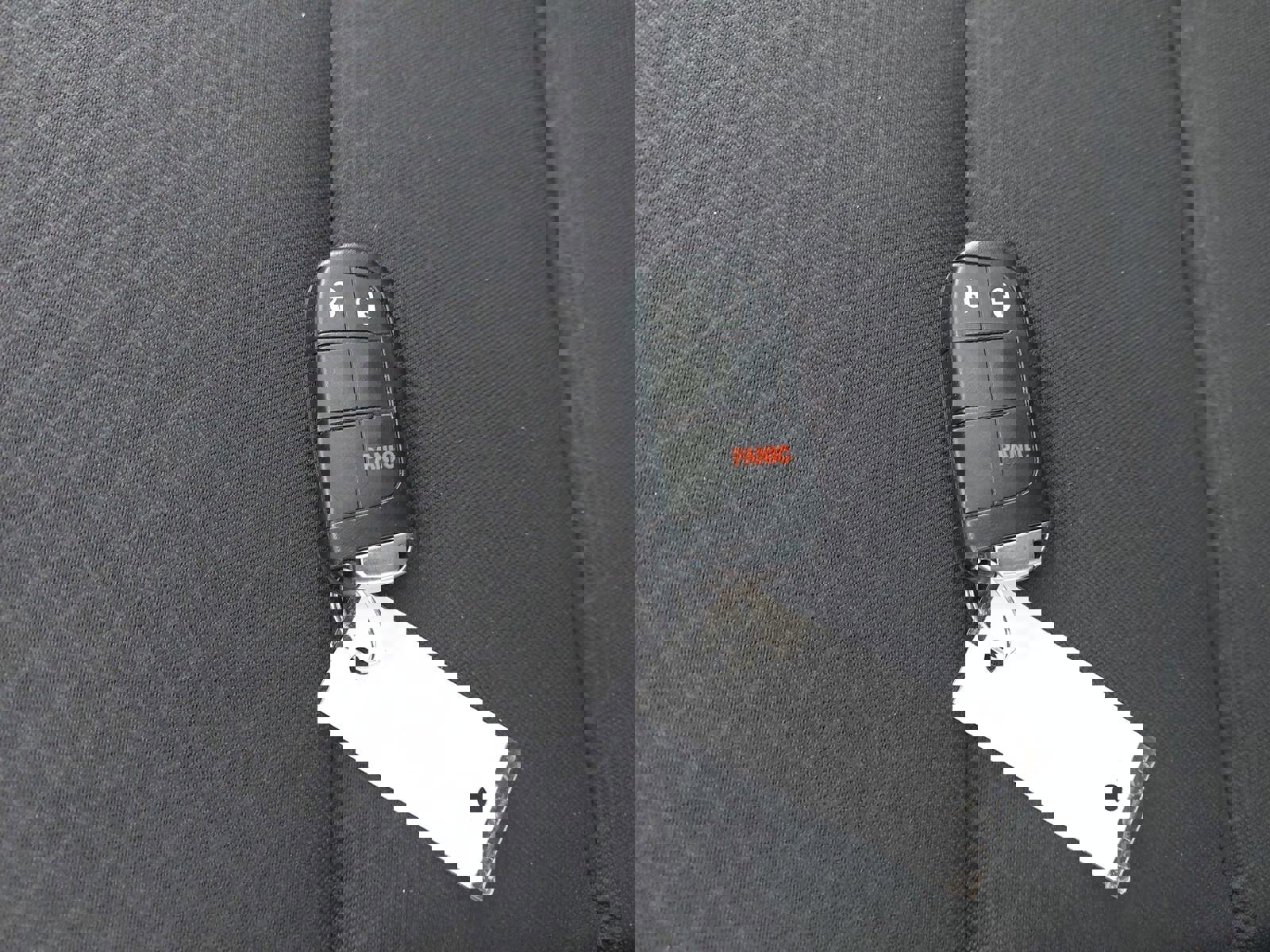 Used 2021 Jeep Grand Cherokee Laredo image 36