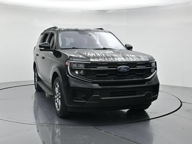 Certified 2025 Ford Expedition Active RWD image 5