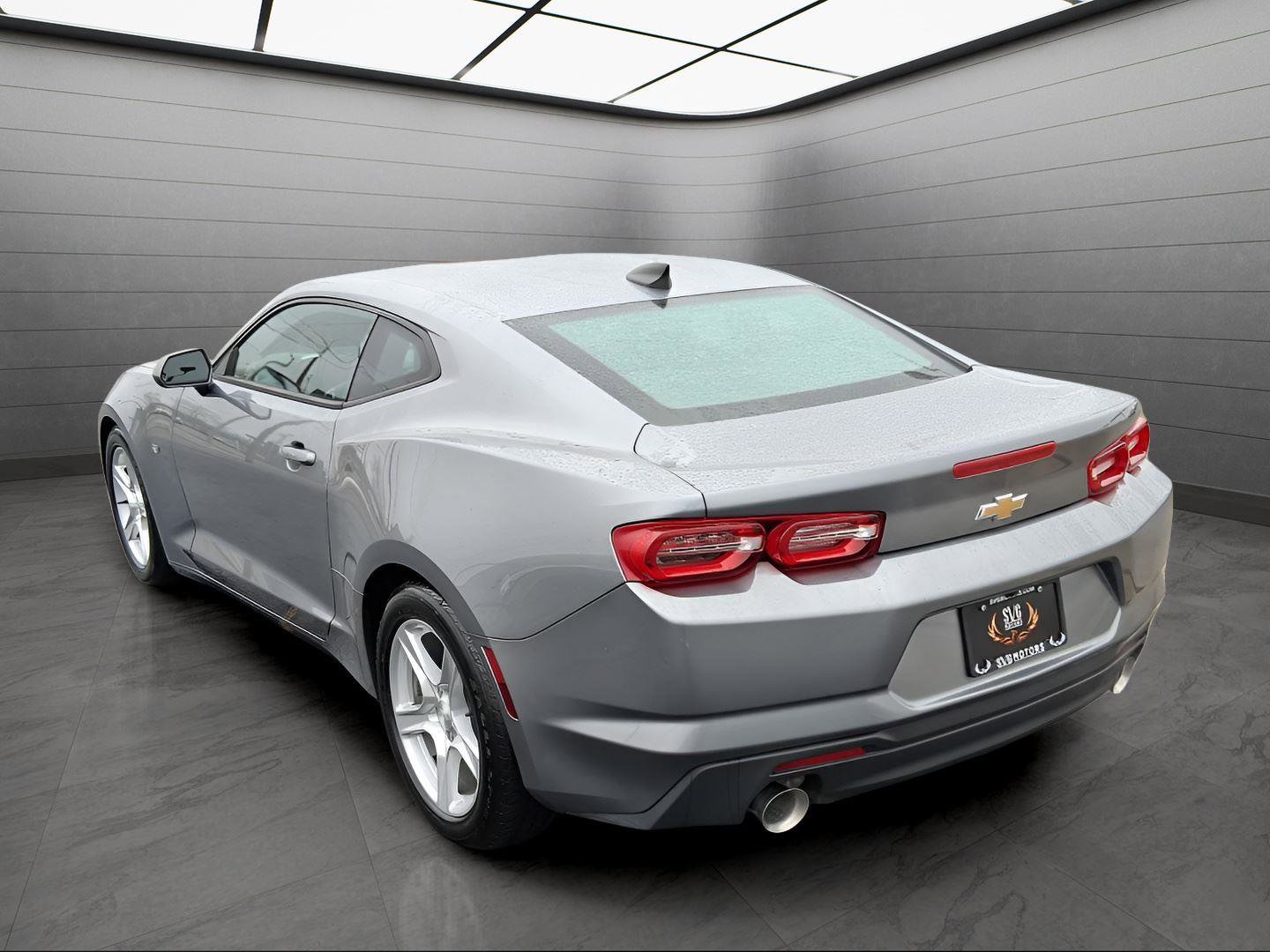 Used 2019 Chevrolet Camaro LT w/ Technology Package image 7