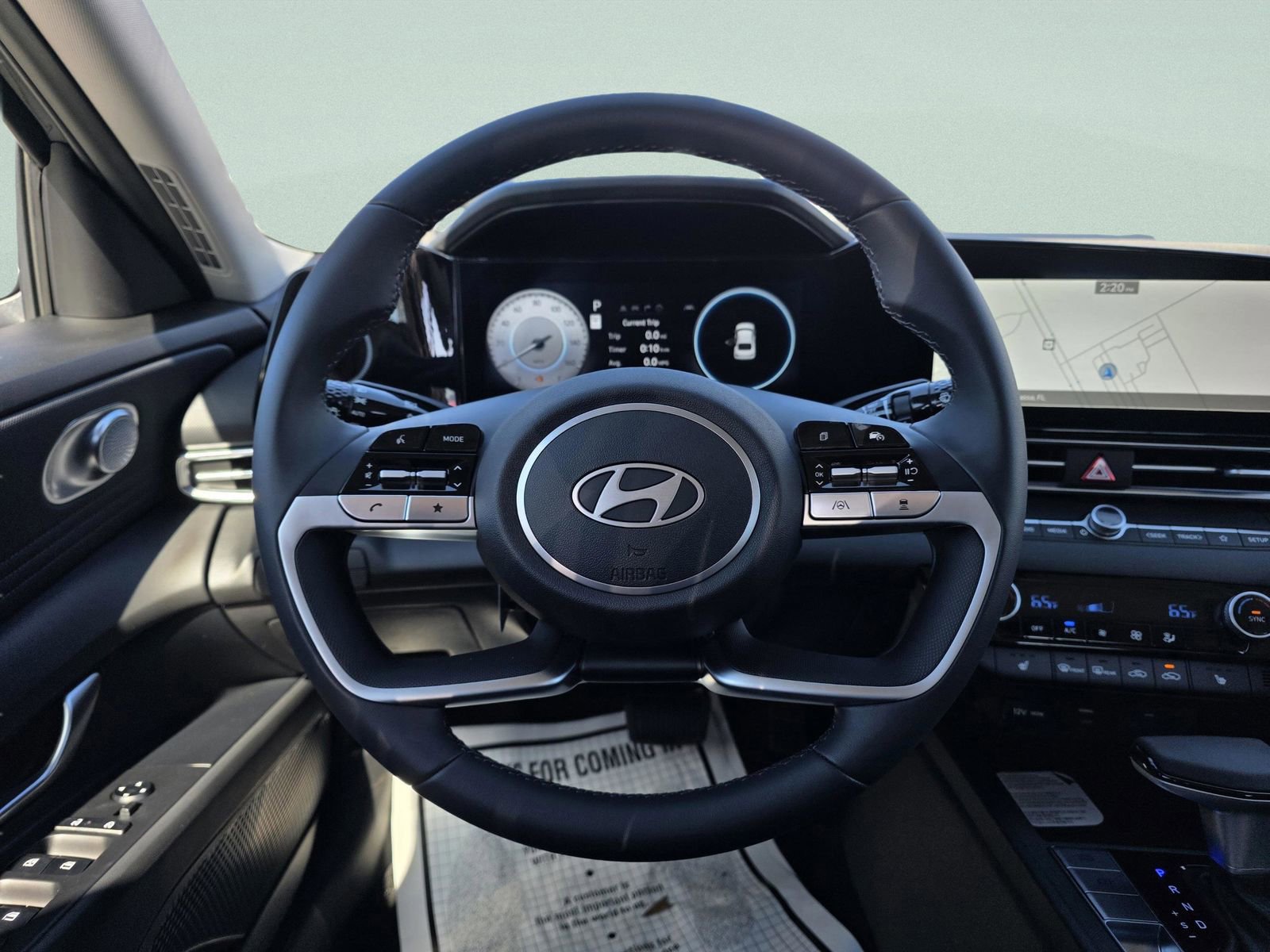 New 2026 Hyundai Elantra Limited image 17