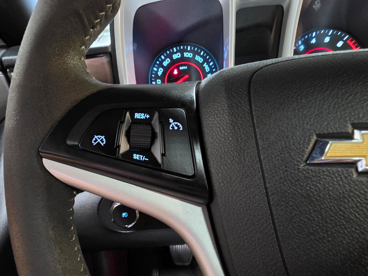 Used 2014 Chevrolet Camaro SS w/ SS Performance Package RWD image 26