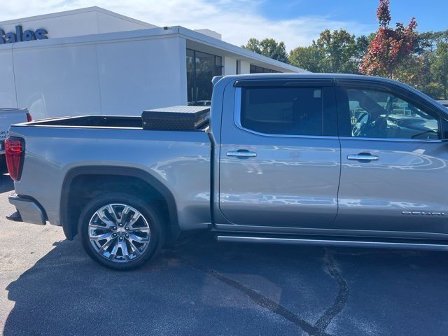 Used 2024 GMC Sierra 1500 Denali AWD/4WD image 3