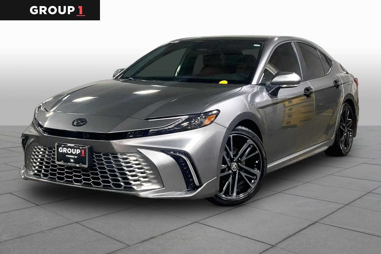 Used 2026 Toyota Camry XSE AWD/4WD image 1