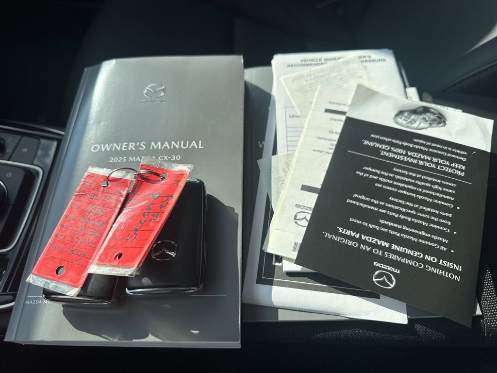 Used 2025 MAZDA CX-30 AWD 2.5 S w/ Preferred Package image 18