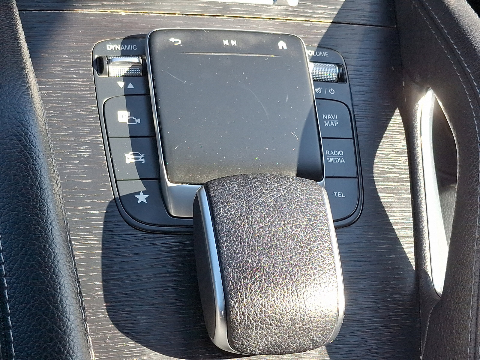 Used 2022 Mercedes-Benz GLE 350 4MATIC image 26