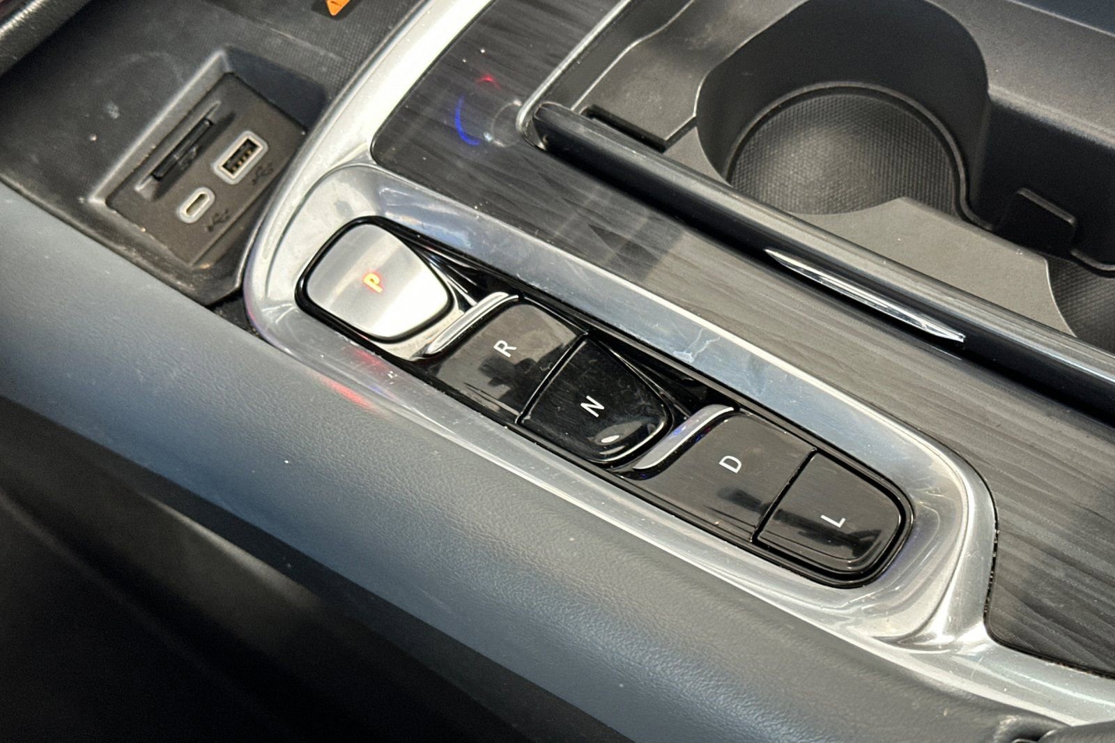 Used 2023 Buick Enclave Premium w/ Experience Buick Package image 22