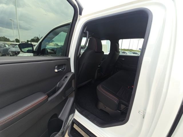 New 2025 Nissan Frontier PRO-4X image 12