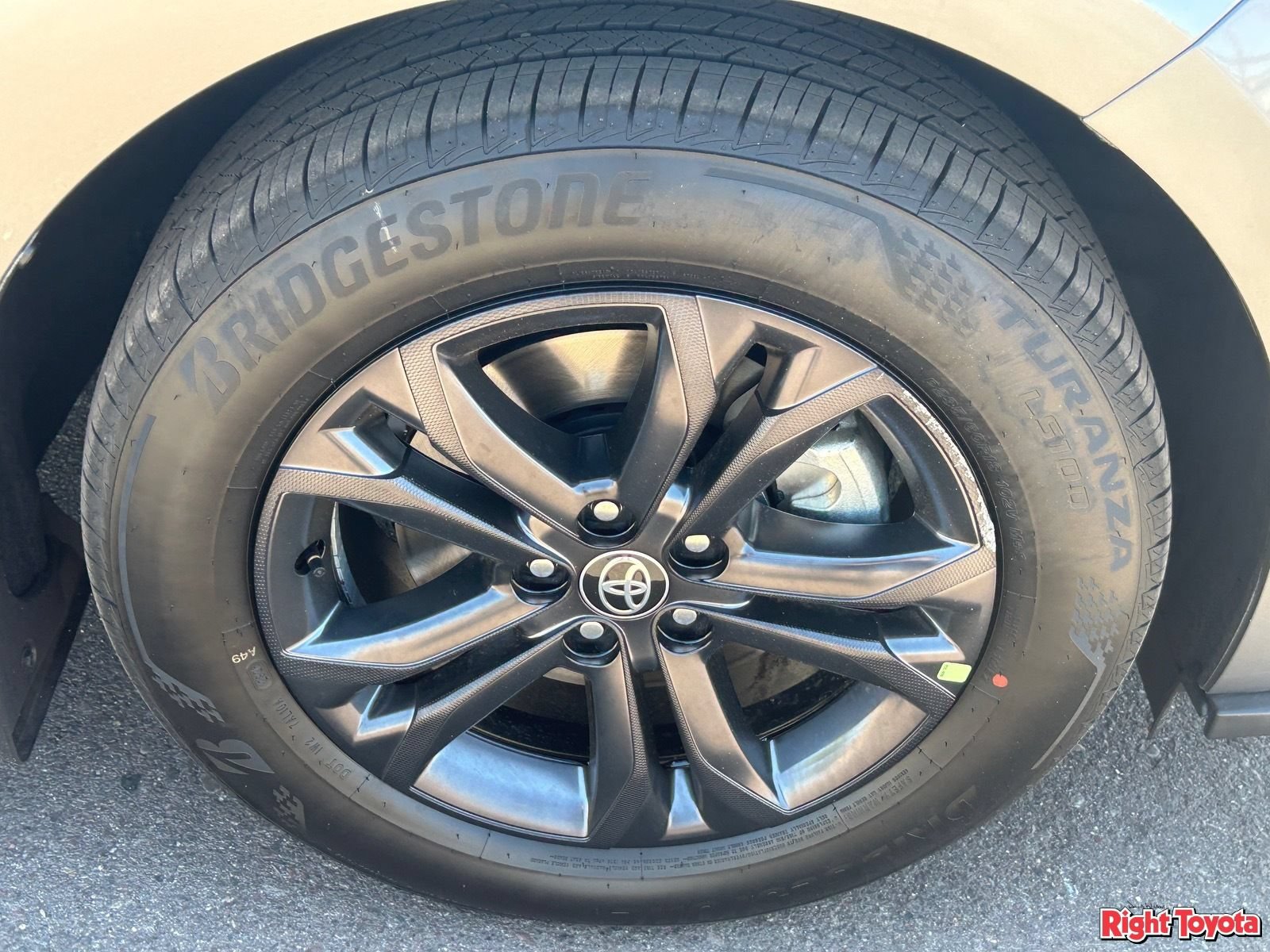 New 2026 Toyota Sienna XSE AWD/4WD image 7