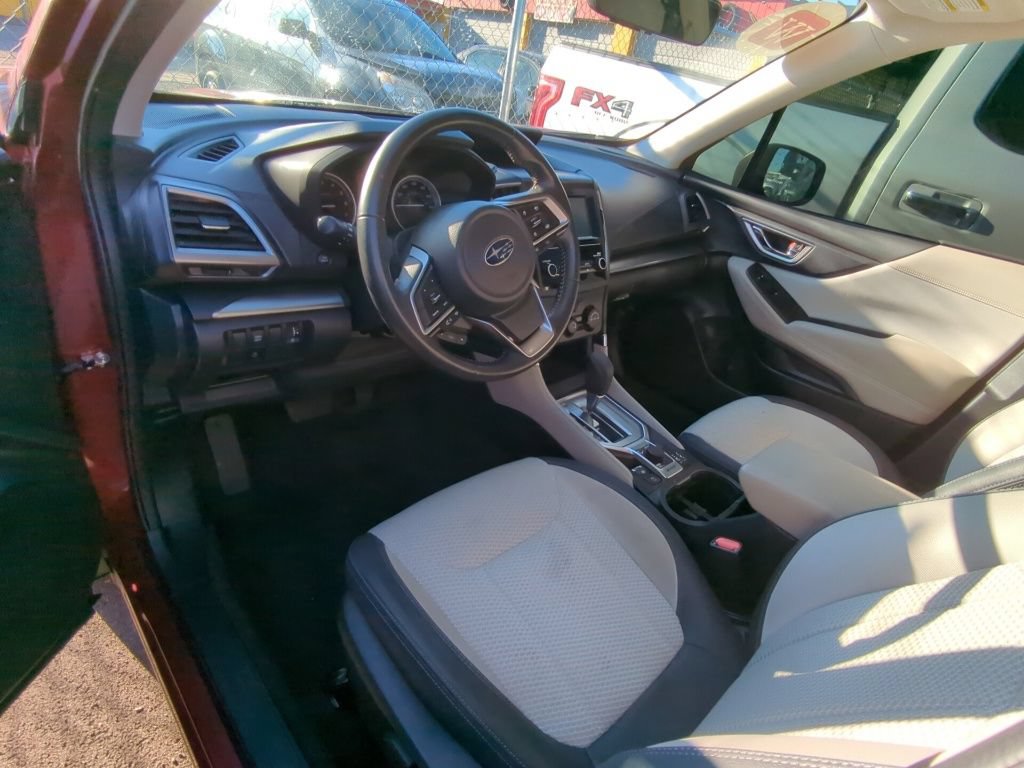 Used 2024 Subaru Forester Premium AWD/4WD image 8