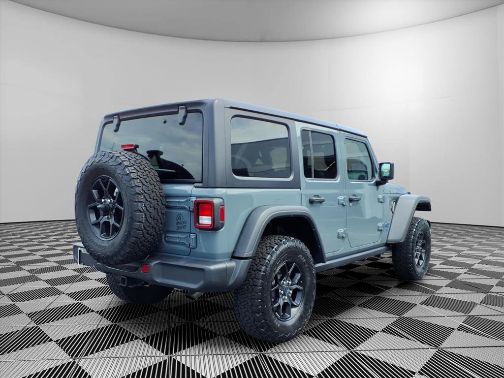 Used 2024 Jeep Wrangler Unlimited AWD/4WD image 27