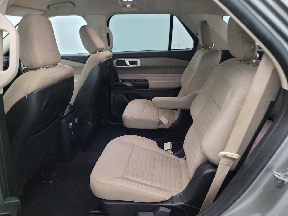 Used 2020 Ford Explorer XLT AWD/4WD image 18