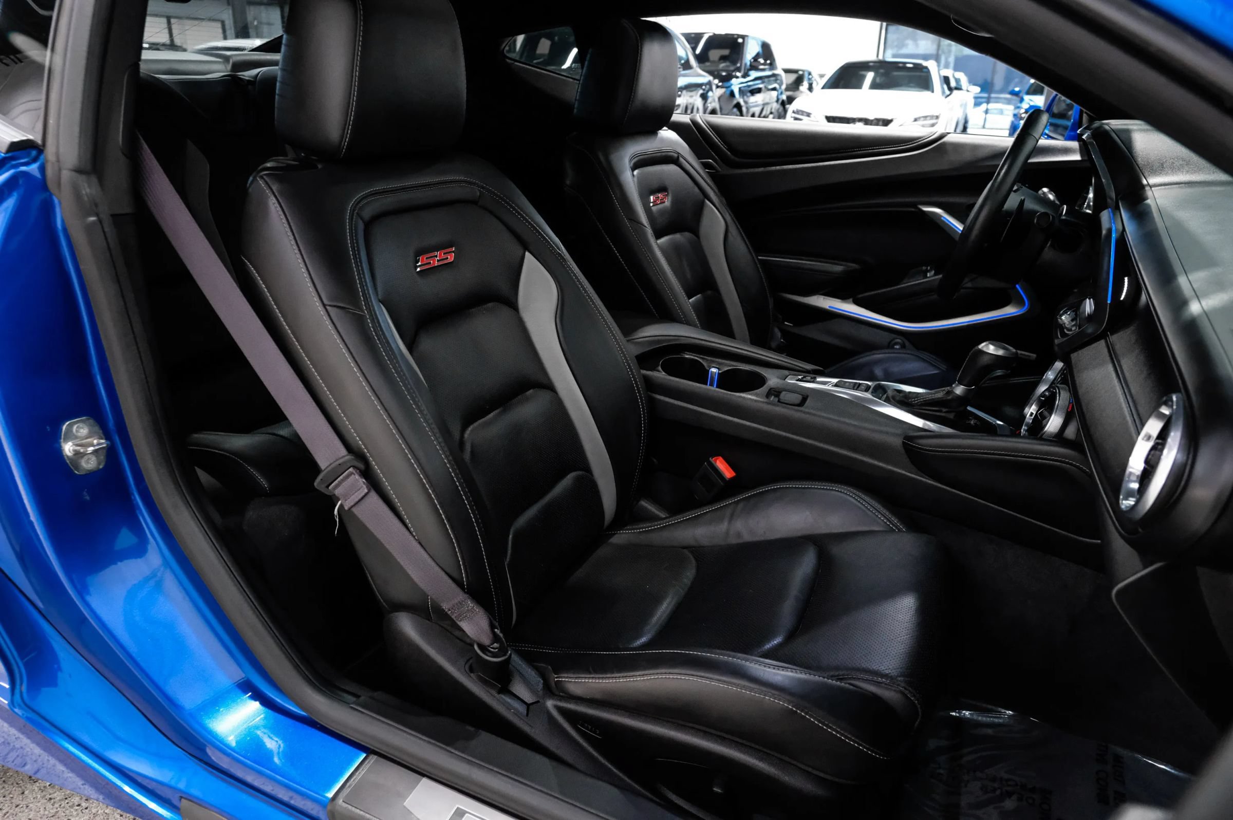 Used 2017 Chevrolet Camaro SS RWD image 37