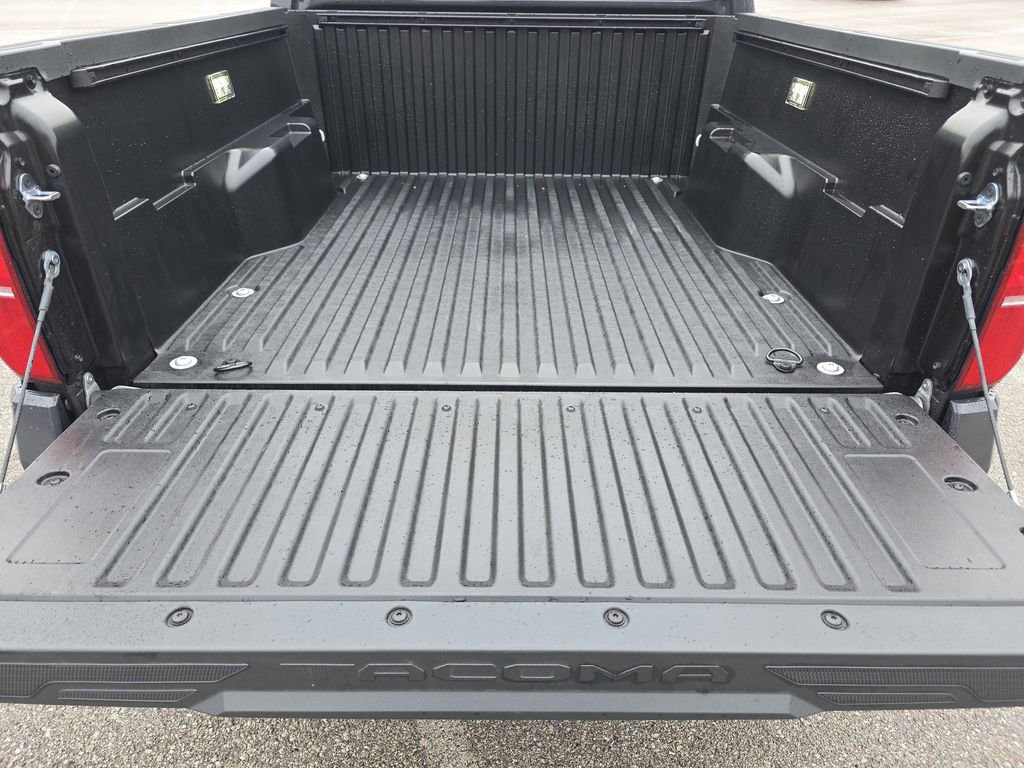 Used 2026 Toyota Tacoma TRD Off-Road image 16