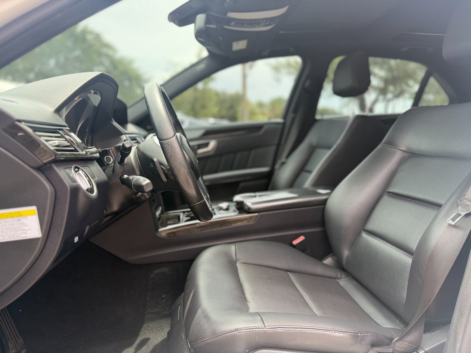Used 2013 Mercedes-Benz E 350 4MATIC Sedan image 10