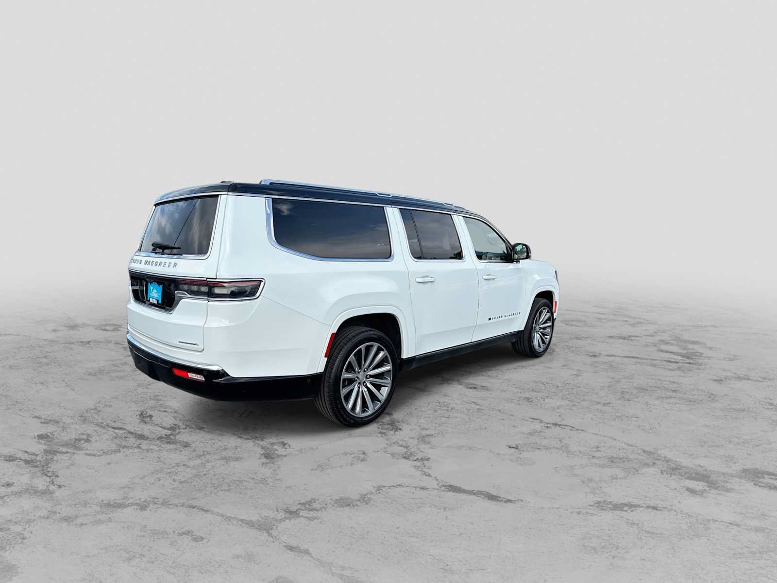 Certified 2023 Jeep Grand Wagoneer L Series II AWD/4WD image 8