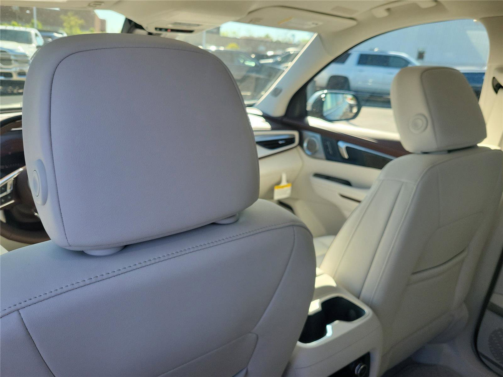 New 2026 Buick Enclave Avenir w/ Super Cruise Package image 16