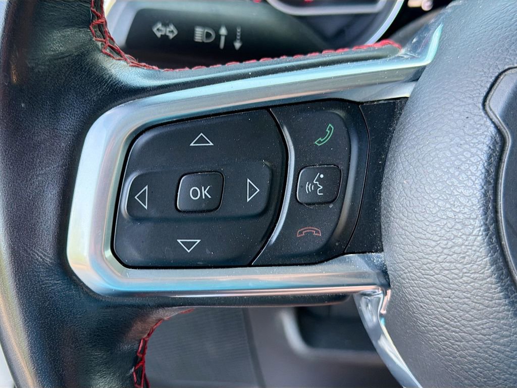 Used 2022 Jeep Gladiator Rubicon w/ Cold Weather Group AWD/4WD image 17