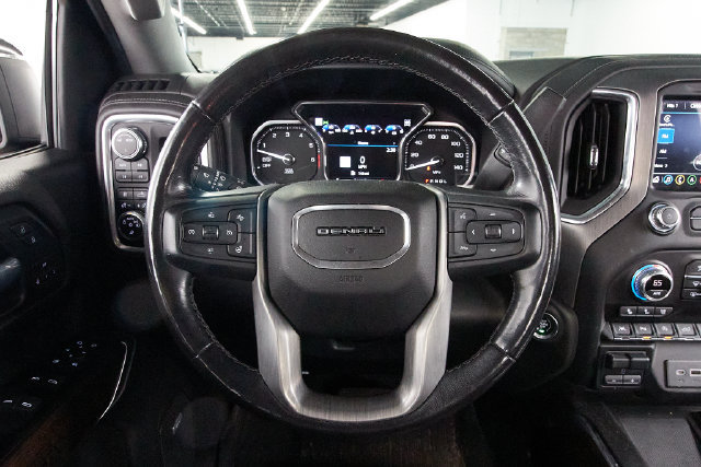 Used 2021 GMC Sierra 1500 Denali w/ Denali Ultimate Package AWD/4WD image 9