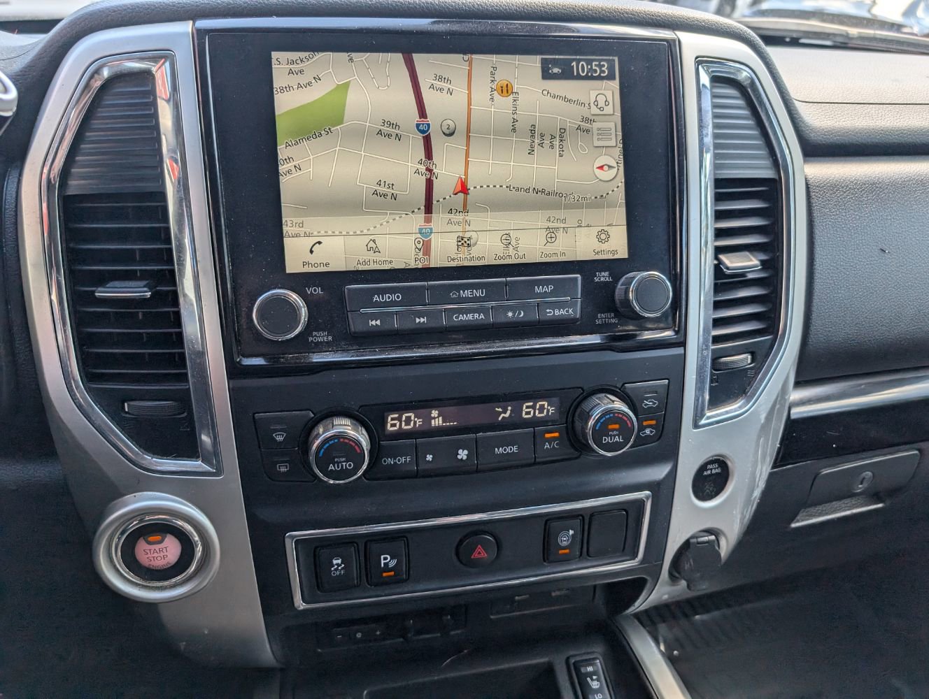 Used 2020 Nissan Titan SV w/ SV Convenience Package image 21