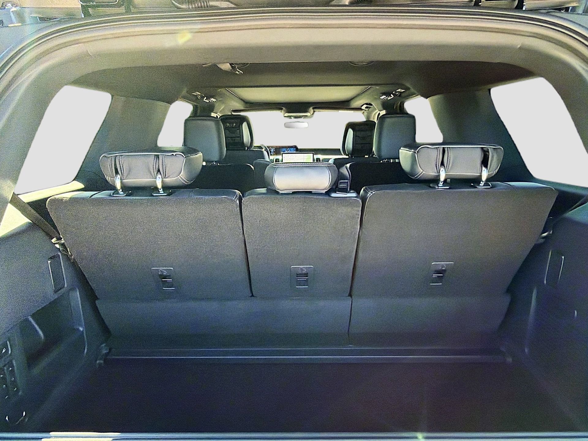 New 2026 Ford Expedition Platinum w/ Stealth Appearance Package image 36