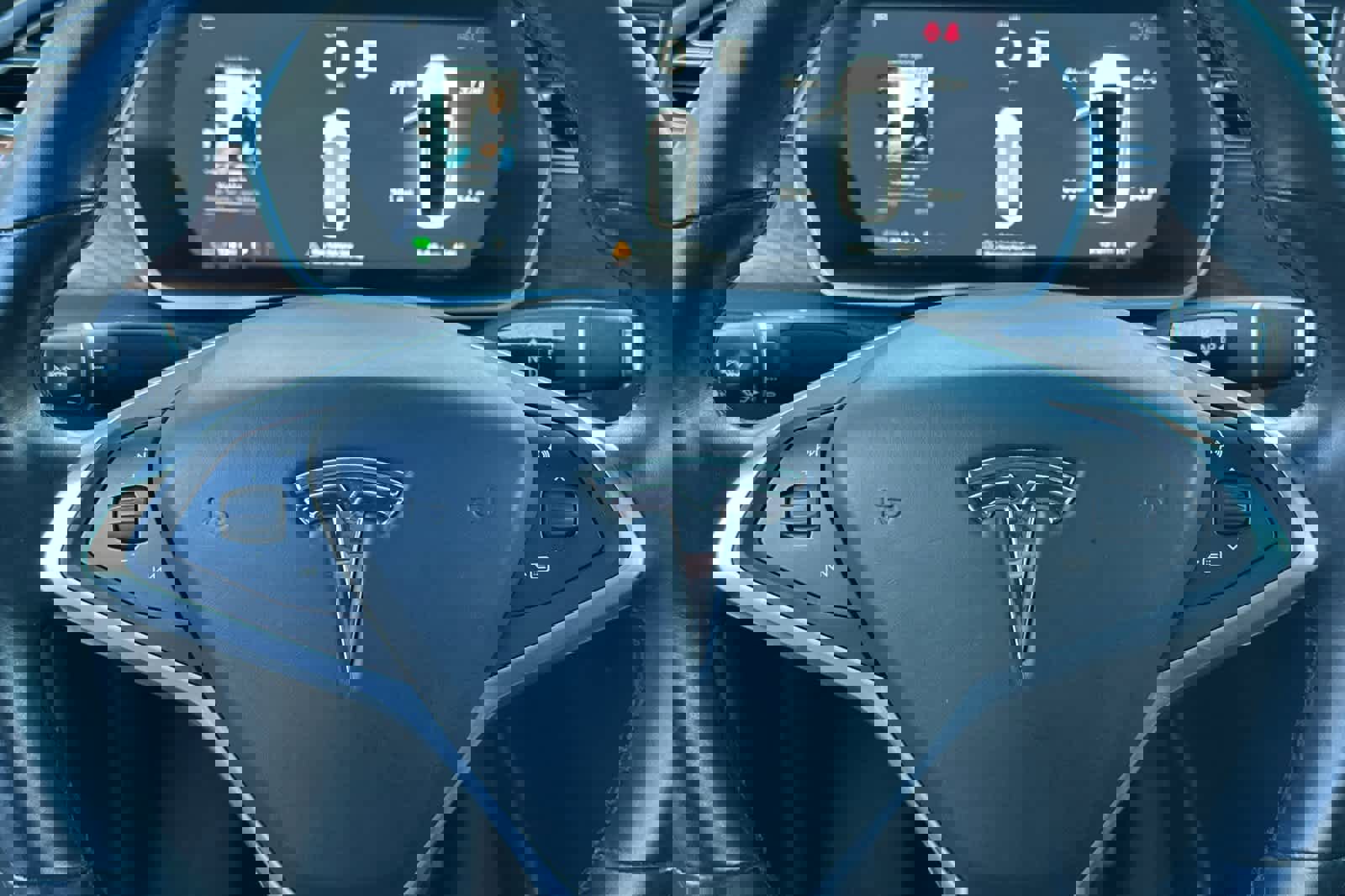 Used 2017 Tesla Model X image 24