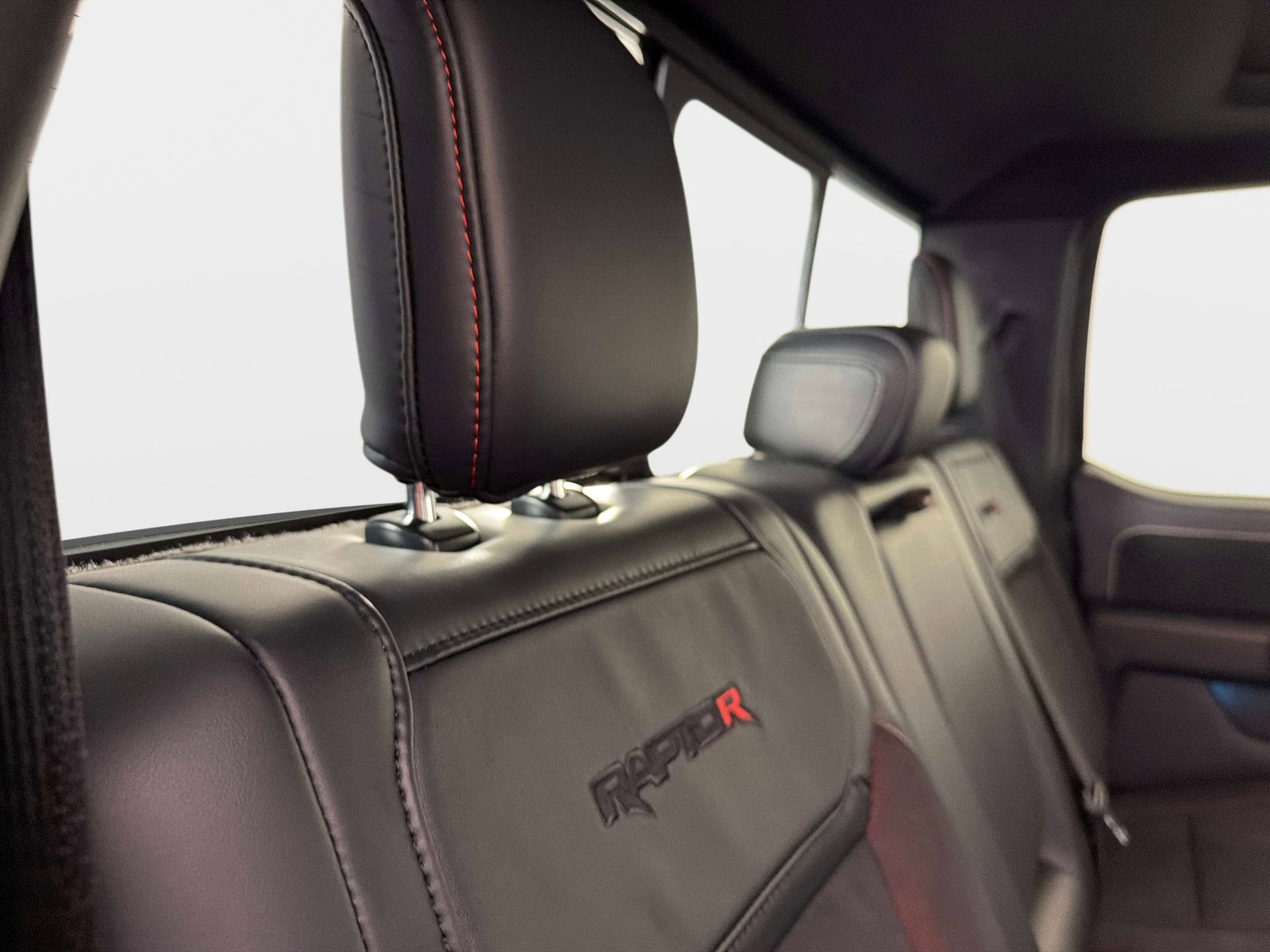 Used 2024 Ford F150 Raptor w/ Equipment Group 803A Raptor R AWD/4WD image 29