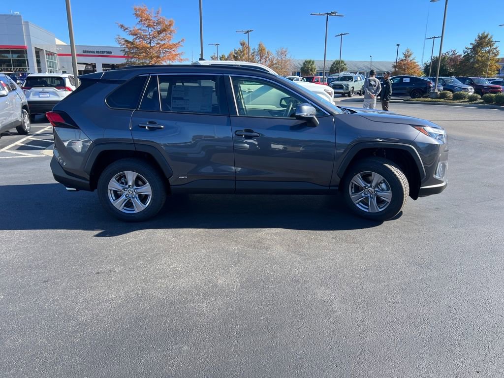 New 2025 Toyota RAV4 XLE image 6