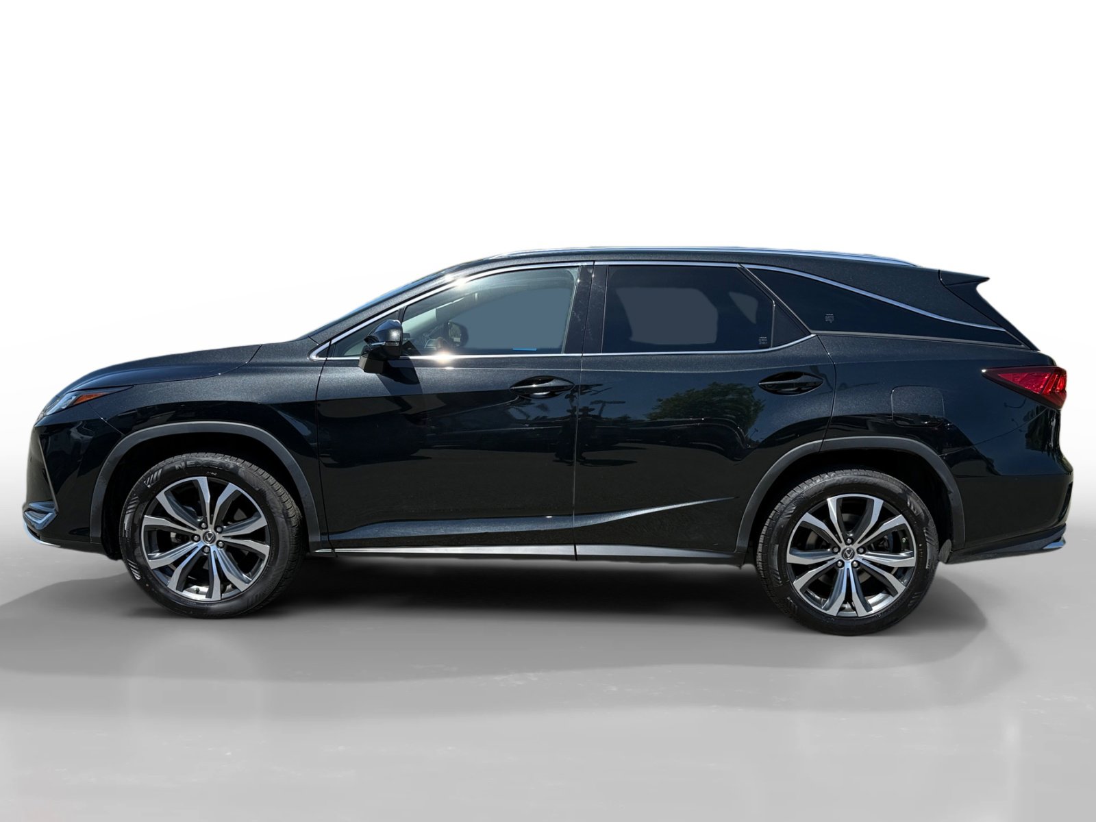 Used 2022 Lexus RX 350L Premium w/ Premium Package AWD/4WD image 2