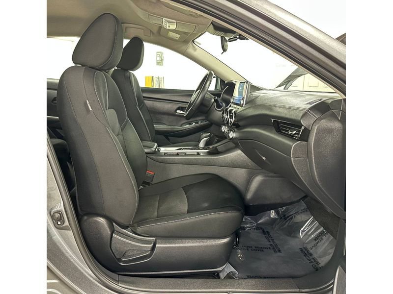 Used 2025 Nissan Sentra SV w/ All-Weather Package image 30